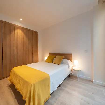Beautiful In The Town Of L'escala, Appartement L' Escala